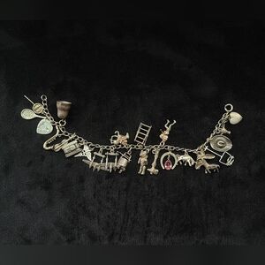 Sterling Silver 1940s Vintage Charm Bracelet